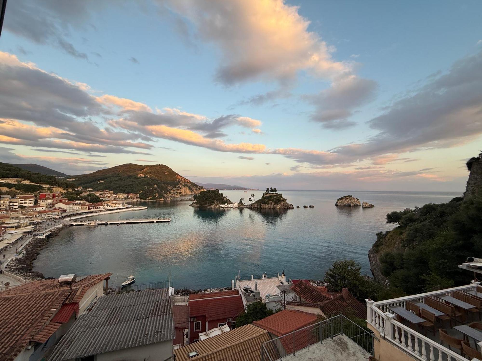 Sunrise House Hotell Parga Eksteriør bilde